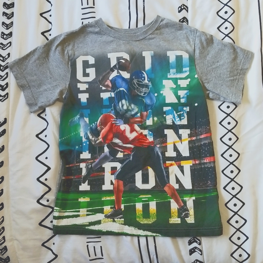 Tee shirt